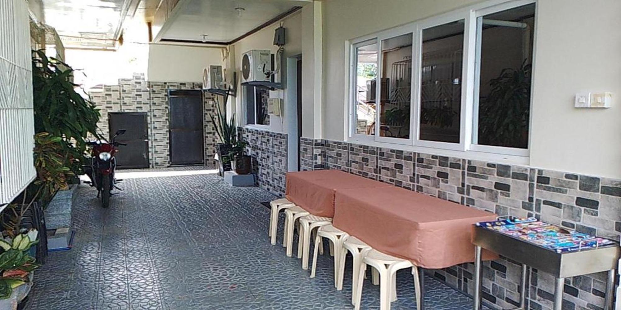 Fnt Transient House Near Hundred Islands Hotel Alaminos Exterior foto
